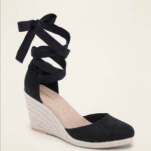 Lace-up Wedge Shoes